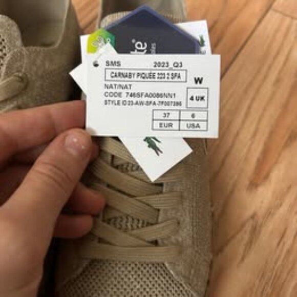 Lacoste Women’s Shoes – Carnaby Piqué model, camel color, size 37 (or US 6). - Picture 2 of 3